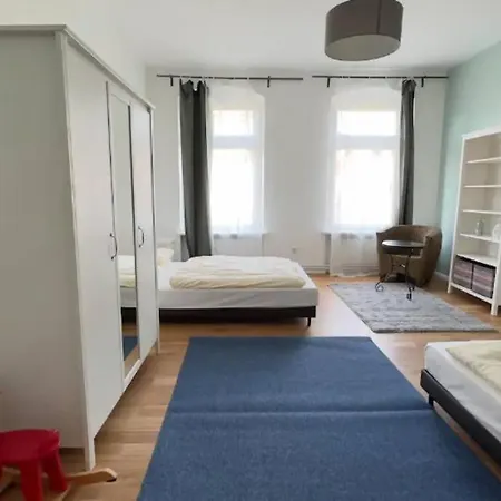 Διαμέρισμα Gemutliche Mehrzimmer *